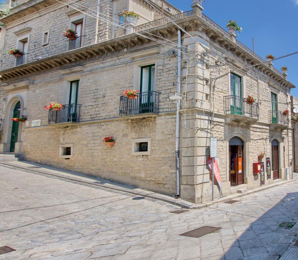 モンタルバーノ・エリコーナ Domus Aurea Bed & Breakfast エクステリア 写真