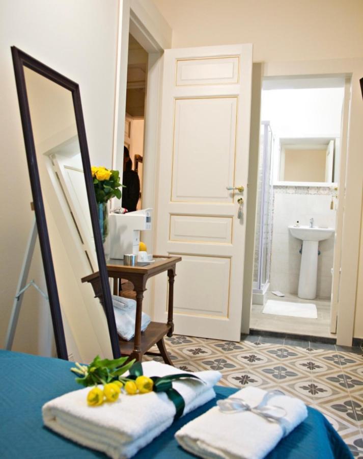 モンタルバーノ・エリコーナ Domus Aurea Bed & Breakfast エクステリア 写真
