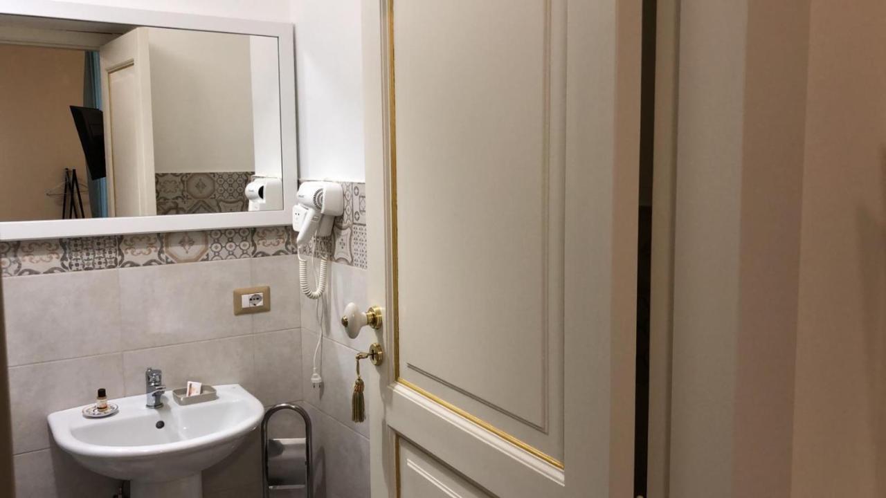モンタルバーノ・エリコーナ Domus Aurea Bed & Breakfast エクステリア 写真